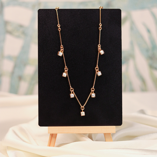 PEARL BAR BANK NECKLACE